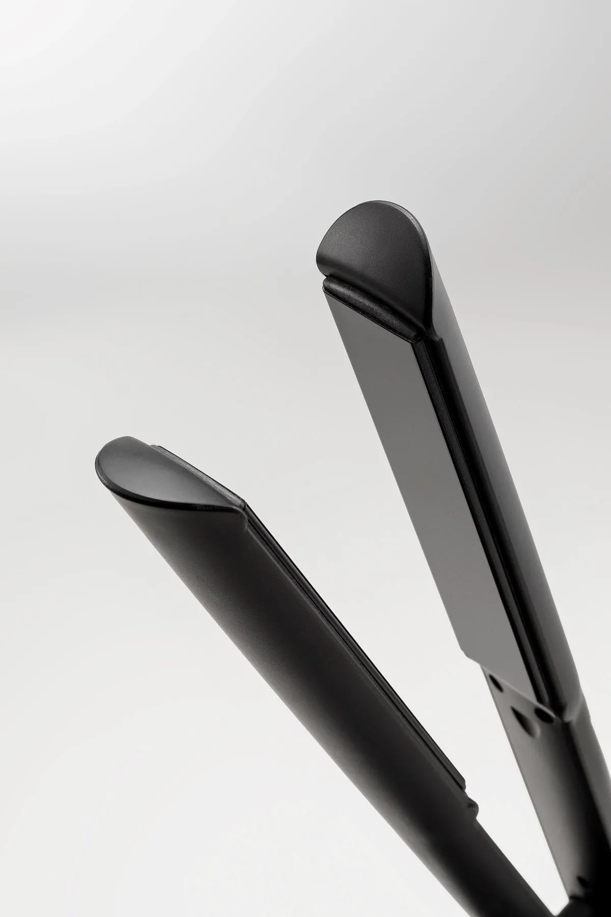 Ionic Xl Smooth-Effect Hair Straightener