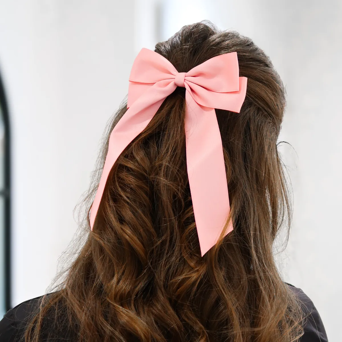 Lotta Curls Hair Bow