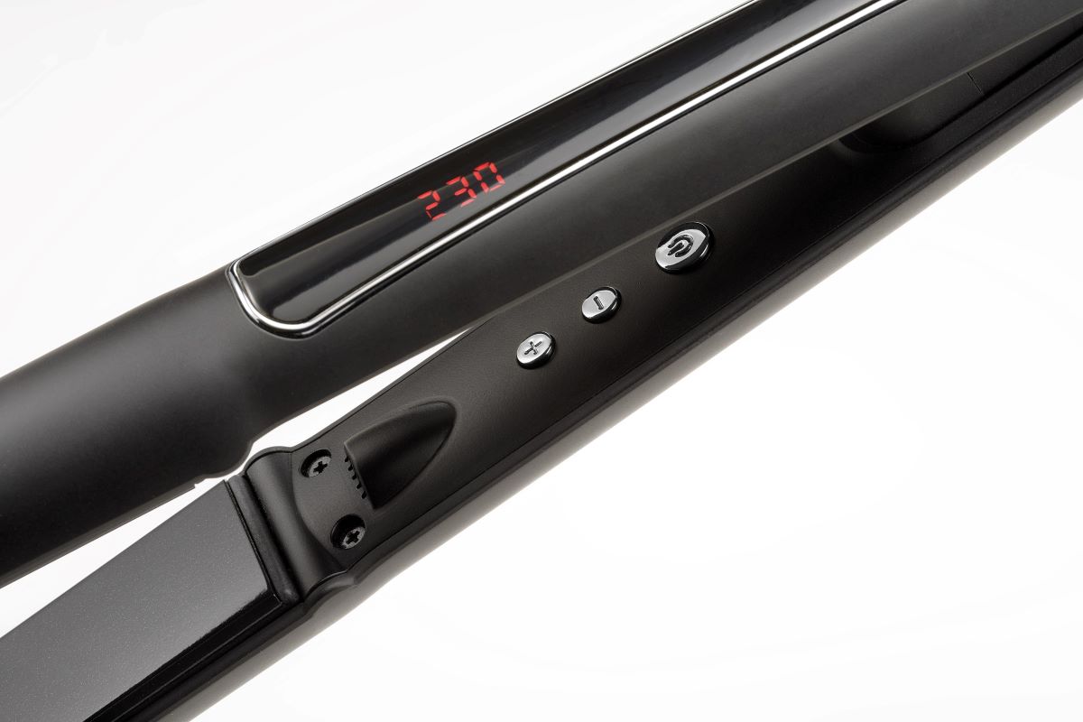 Ionic Xl Smooth-Effect Hair Straightener