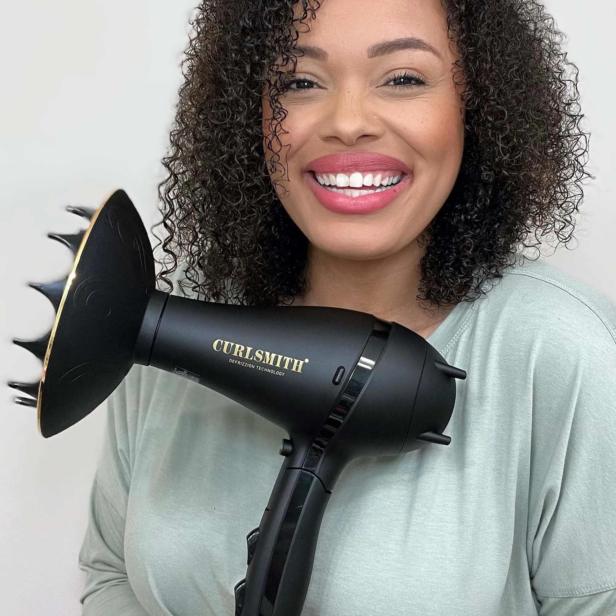 Hot Tools Curlsmith Travel Defrizzion hairdryer including XL diffuser