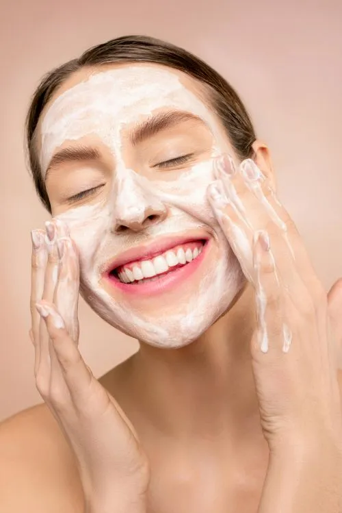 Beauty-Tip: cleanse and moisturize your face
