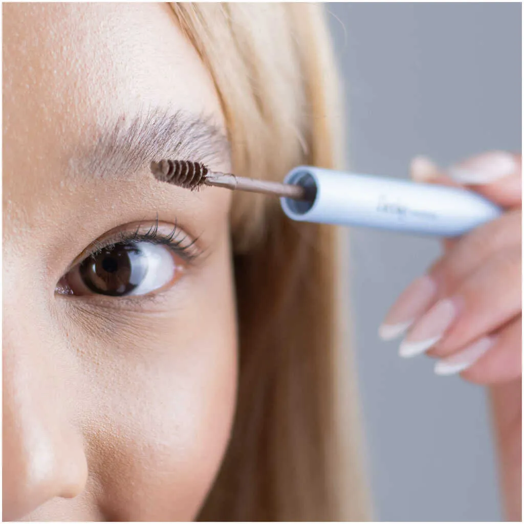 Fleeky Brow Fill & Fix - light brown